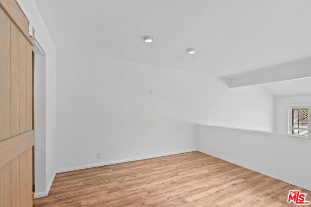 17114 Palisades Circle, Pacific Palisades CA: https://media.crmls.org/mediaz/015d7dbf-43d3-42a5-b5db-33bbfa826abc.jpg