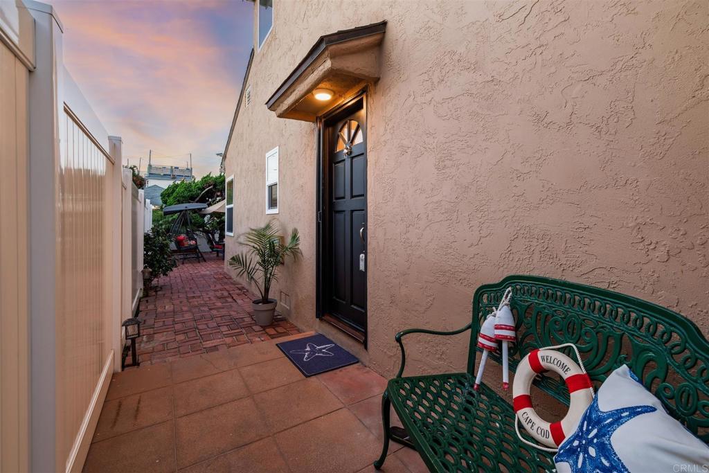 821 San Juan Place - photo 7