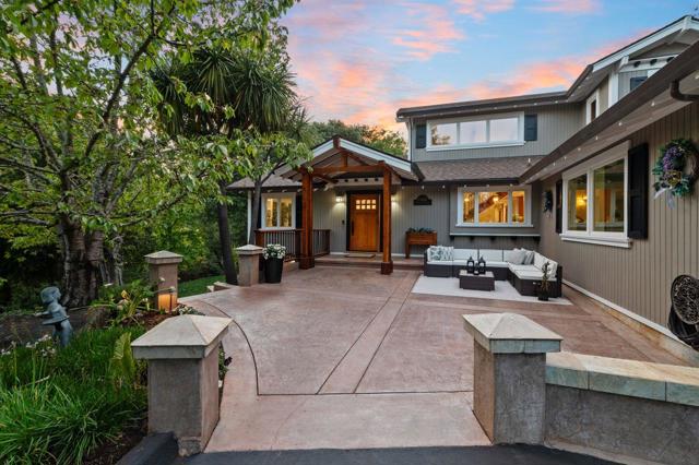 23447 Skyview Terrace, Los Gatos CA: https://media.crmls.org/mediaz/015f5866-c81d-41c0-b307-45053b31725e.jpg