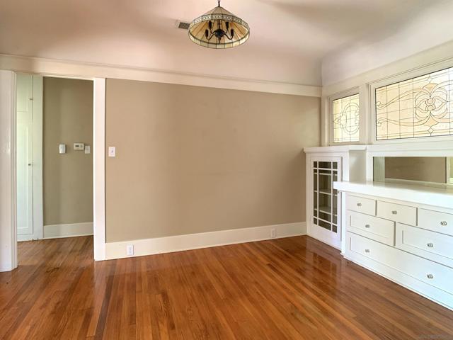 4193 4th Ave San Diego, CA 92103, San Diego CA: https://media.crmls.org/mediaz/015fef41-fa21-4d56-8f17-fa741262c18e.jpg
