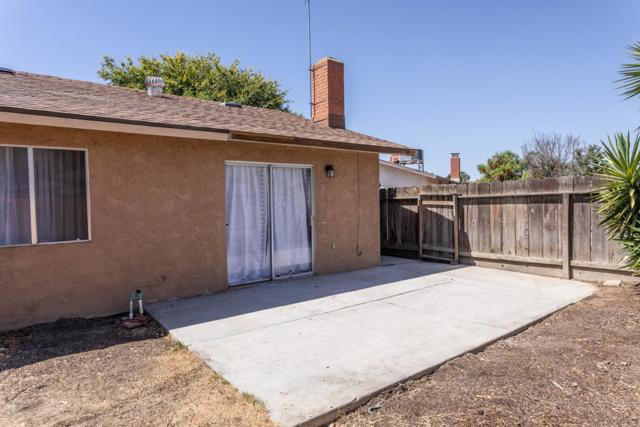3143 Cindy Avenue, Clovis CA: https://media.crmls.org/mediaz/01615c80-97a5-4501-96e4-148ac44d60f0.jpg