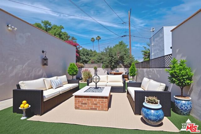 3421 Hillcrest Drive, Los Angeles CA: https://media.crmls.org/mediaz/016362f4-fa1c-4439-86ae-24d6e18a063b.jpg