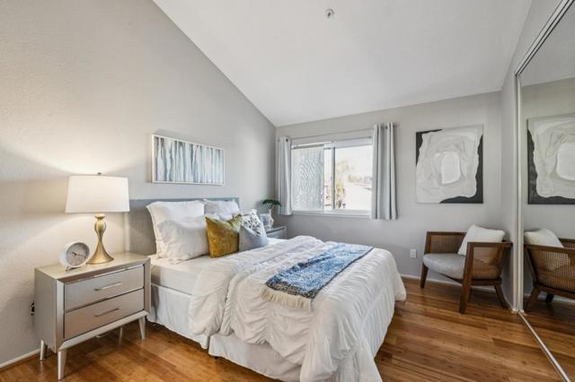 146 Albacore Lane, Foster City CA: https://media.crmls.org/mediaz/016364b4-de57-4e9a-9b0d-da9e46e11442.jpg