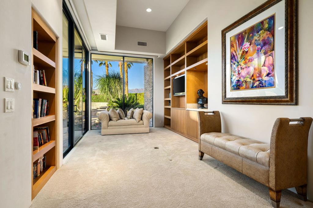 MLS #219138417DA image #18