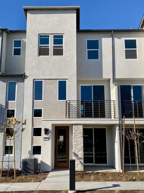 Detail Gallery Image 1 of 31 For 13925 Boyden Way, –,  CA 92126 - 3 Beds | 3/1 Baths