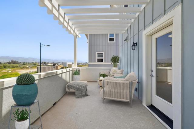 130 Skyline Vista Way, Watsonville CA: https://media.crmls.org/mediaz/016542ea-5062-4bd9-9b77-22013847e15c.jpg