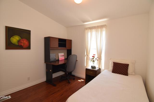 4201 Topanga Canyon Blvd. Boulevard, Woodland Hills CA: https://media.crmls.org/mediaz/01658d60-bc88-411f-95b3-9688a4a2ca3b.jpg