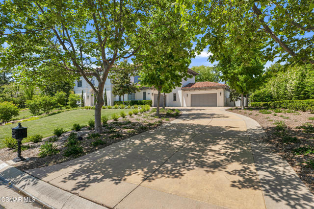 2259 Melford Court, Westlake Village CA: https://media.crmls.org/mediaz/01659ea4-33a6-4095-8317-f222047c358d.jpg