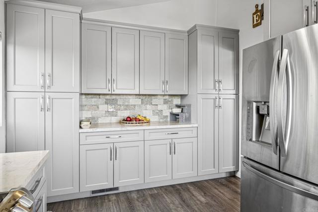 Detail Gallery Image 21 of 53 For 3016 Alta Vista Dr, Fallbrook,  CA 92028 - 3 Beds | 3/1 Baths