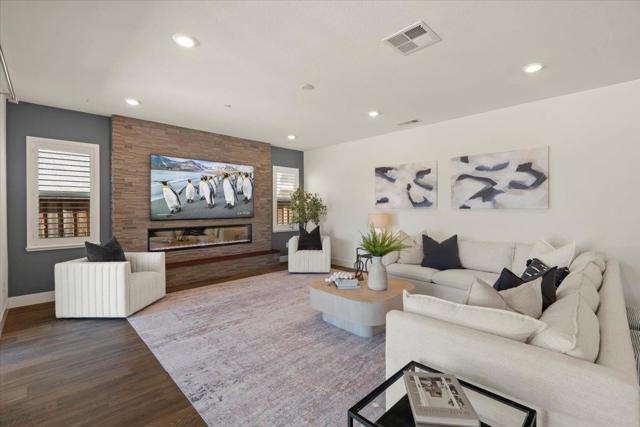 7171 Spumante Court, Gilroy CA: https://media.crmls.org/mediaz/0166d391-f16c-4c15-897f-081c0fccfc65.jpg