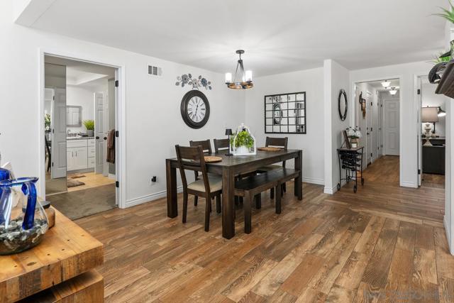 1776 Calle Del Arroyo, San Marcos CA: https://media.crmls.org/mediaz/0167009b-9ade-491a-8b50-99c5f5e9c26f.jpg