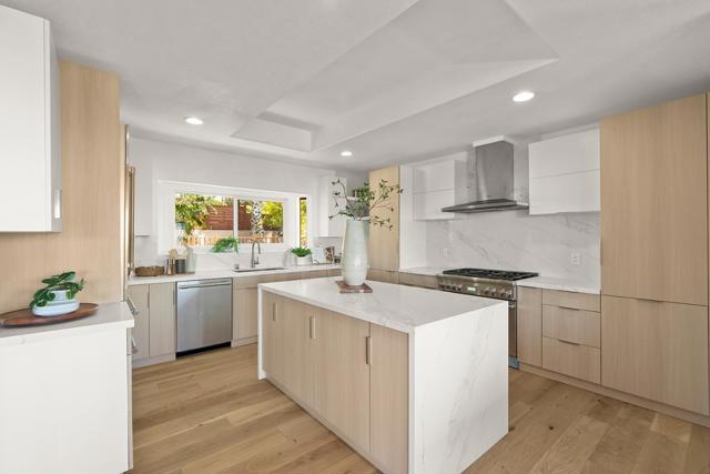 11264 Chula Vista Avenue, San Jose CA: https://media.crmls.org/mediaz/01680724-9ec3-4af5-a369-82bab803fca2.jpg