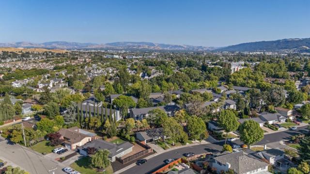 7453 Interlachen Avenue, San Ramon CA: https://media.crmls.org/mediaz/01691cf7-8bb9-40fa-b568-4d2814b1205e.jpg