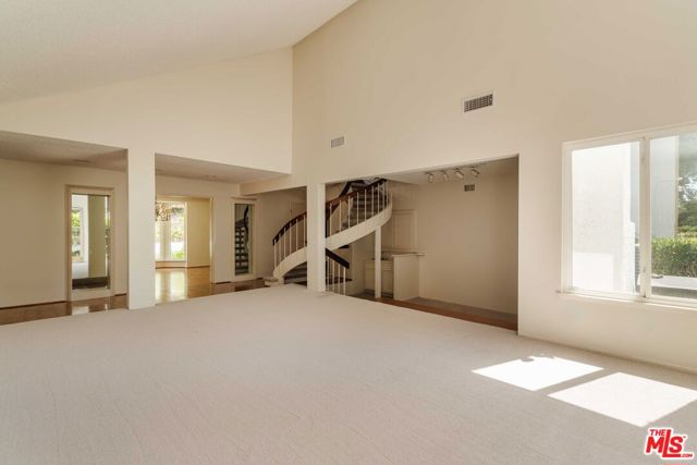 Drew Fenton | 17053 Palisades Circle Pacific Palisades CA | MLS: 7433748 Drew Fenton | 17053 Palisades Circle Pacific Palisades CA | MLS: 7433748