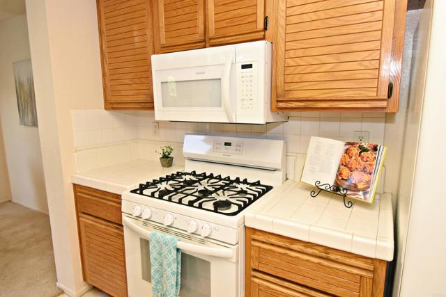 Detail Gallery Image 8 of 26 For 10908 Avenida Playa Veracruz, San Diego,  CA 92124 - 3 Beds | 2/1 Baths