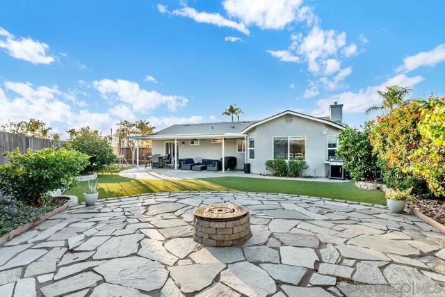 13551 Brett Harte, Lakeside CA: https://media.crmls.org/mediaz/016c0338-57f0-44ea-a484-93e9782cab31.jpg