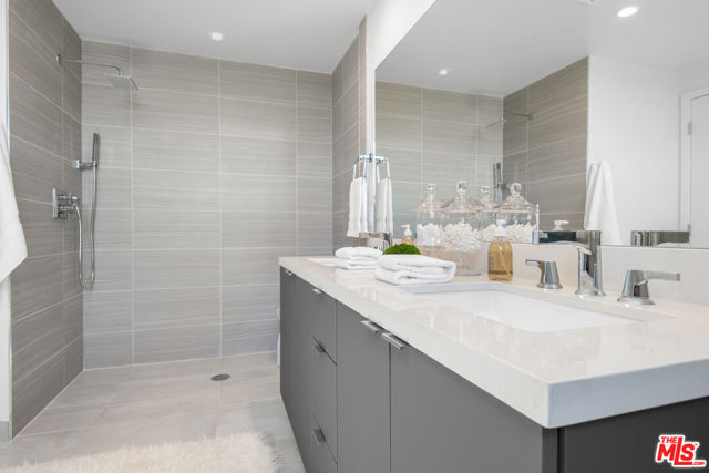 1226 S Bedford Street, Los Angeles CA: https://media.crmls.org/mediaz/016cdf8e-cd66-4608-a842-ad6d3fbe3687.jpg