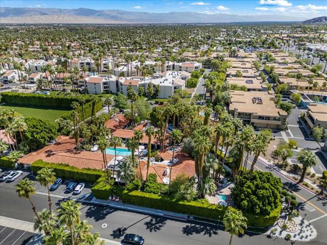 1595 S Indian Trail, Palm Springs CA: https://media.crmls.org/mediaz/016ce5ee-7172-4d30-b717-4bfea65f20fa.jpg