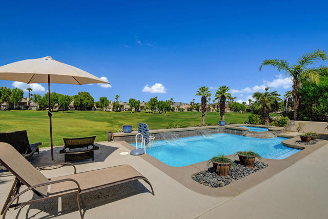 Sparkling Pool