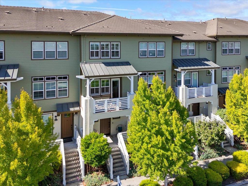 2876 Saratoga Drive