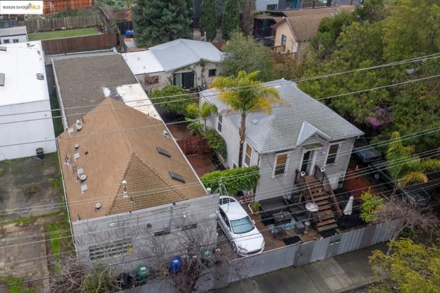 Image 2 of 50 For 1217 32nd St