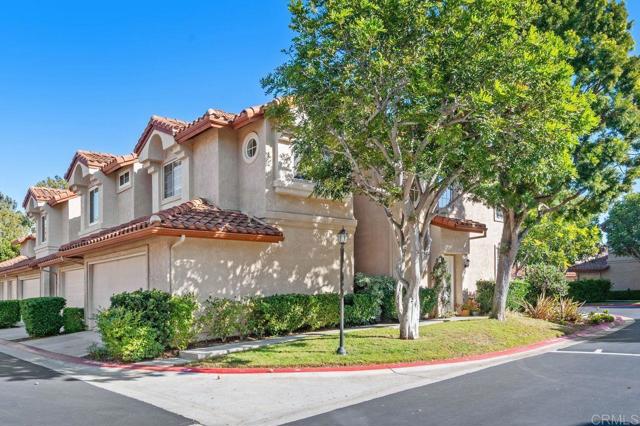 Detail Gallery Image 9 of 46 For 3810 Creststone Place, San Diego,  CA 92130 - 3 Beds | 2/1 Baths