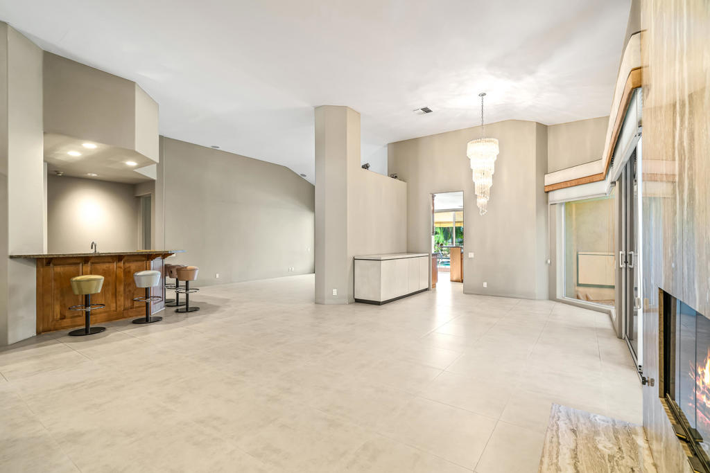 MLS #219136662DA image #9