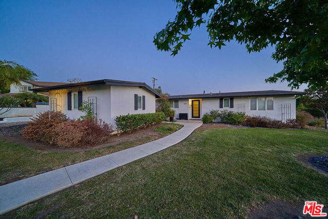 600 Pueblo Place, Fullerton CA: https://media.crmls.org/mediaz/0170746b-fff7-4613-8796-724670f23d7b.jpg