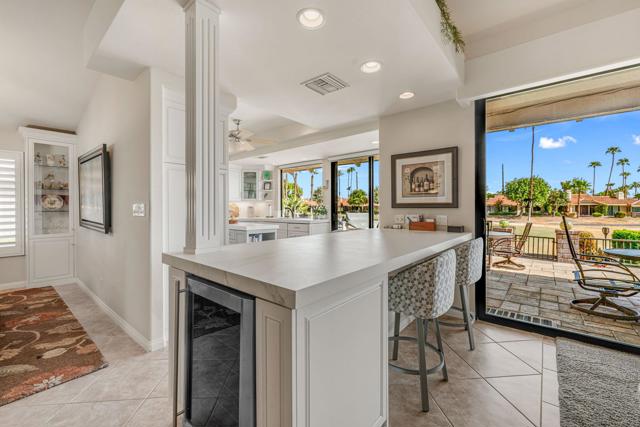 348 Villena Way, Palm Desert, CA 92260