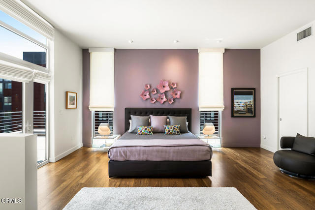 940 E 2nd Street, Los Angeles CA: https://media.crmls.org/mediaz/01716fd4-e63e-4829-a50a-8c44ba964865.jpg