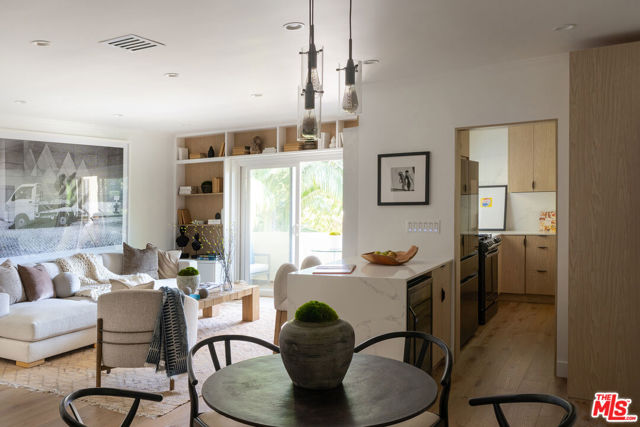 1233 N Laurel Avenue, West Hollywood CA: https://media.crmls.org/mediaz/0171791f-4a46-4cfa-af3b-21f9c768117d.jpg