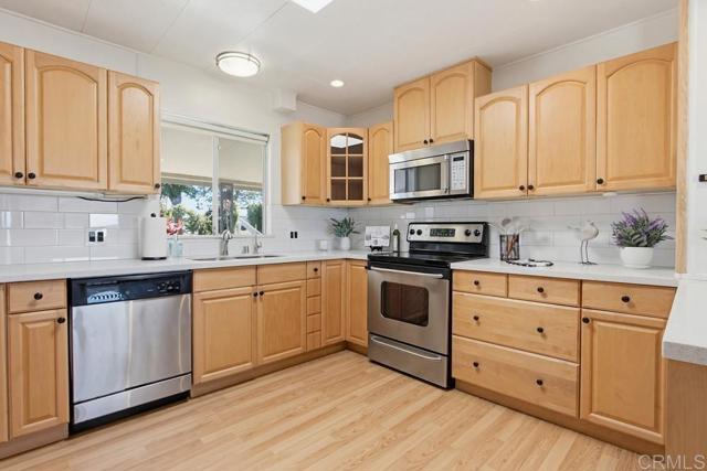 Detail Gallery Image 11 of 58 For 1930 W San Marcos Blvd #251,  San Marcos,  CA 92078 - 2 Beds | 2 Baths