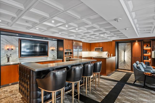 1205 Pacific Hwy, San Diego CA: https://media.crmls.org/mediaz/01721bab-00d3-44d6-8bc0-4b484f577ae6.jpg