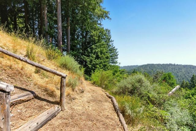 132 Pax Place Court, Aptos CA: https://media.crmls.org/mediaz/01729d3e-4d9a-49ad-9d7e-92339abff0d3.jpg
