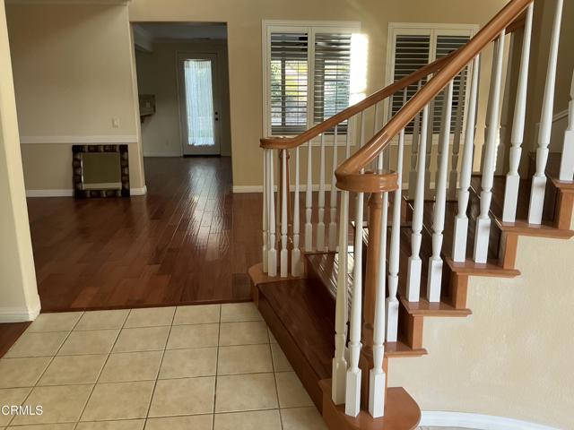 Detail Gallery Image 4 of 56 For 13687 Blue Ridge Way, Moorpark,  CA 93021 - 5 Beds | 4/1 Baths