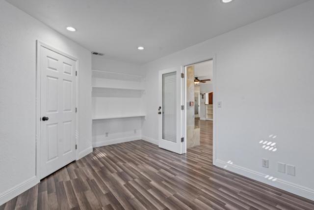 961 Alder Street, Hollister CA: https://media.crmls.org/mediaz/0174fefa-2409-4969-89ca-a4a966ca8968.jpg