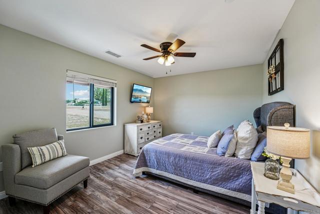 Image 19 of 61 For 41879 Indian Hill Trail