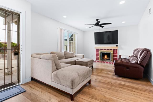 Detail Gallery Image 15 of 44 For 1607 Ginsberg Ct, San Diego,  CA 92114 - 4 Beds | 2 Baths