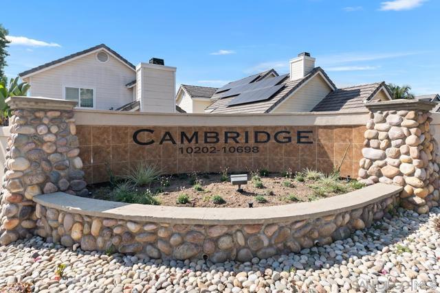 10496 Rancho Carmel dr, San Diego CA: https://media.crmls.org/mediaz/017818bf-b97a-46c7-89a0-fead4d764ac8.jpg