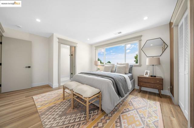 713 Midcrest Way, El Cerrito CA: https://media.crmls.org/mediaz/01788fa0-97ff-411b-a62a-dc20b49474a2.jpg
