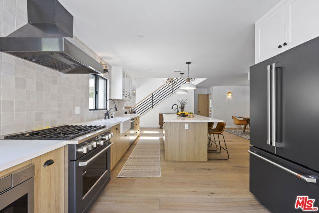 1131 Rancho Drive, Ojai CA: https://media.crmls.org/mediaz/017923e5-73c4-4646-8a7c-67863780ed9a.jpg