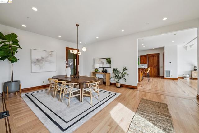 Image 13 of 60 For 33 Somerset Rd