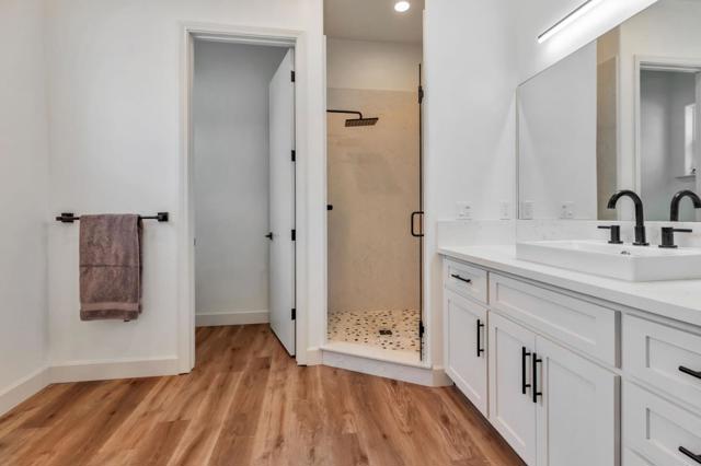 10055 Foothill Avenue, Gilroy CA: https://media.crmls.org/mediaz/017a2a7c-bb19-471a-9194-26accc7e7916.jpg