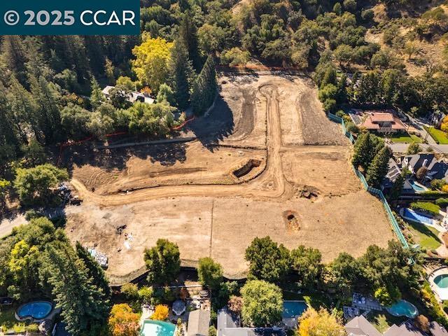 80 Dot Drive, Alamo CA: https://media.crmls.org/mediaz/017ab52a-fbd2-4cb5-bc52-693539a343b3.jpg