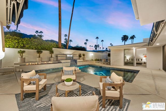 2087 S Toledo Avenue, Palm Springs, CA 92264