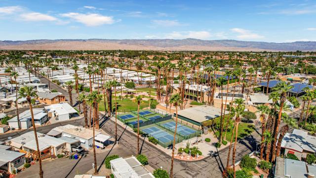 392 Standing Bear, Cathedral City CA: https://media.crmls.org/mediaz/017c2742-9f9b-438c-9f20-bfb6f392fd32.jpg