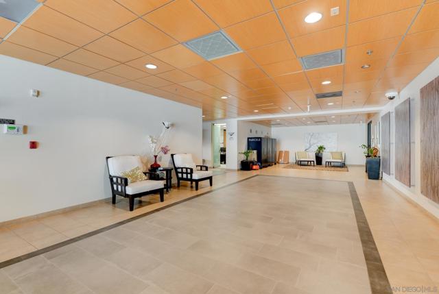 1551 4Th Ave, San Diego CA: https://media.crmls.org/mediaz/017e42d2-e67f-4920-af71-8b86d7d511d6.jpg