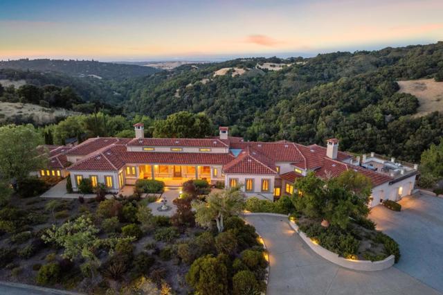 7 Redberry, Portola Valley CA: https://media.crmls.org/mediaz/017ef040-d746-4a17-af45-be3c1d88961f.jpg