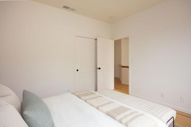 608 Silver Avenue, Half Moon Bay CA: https://media.crmls.org/mediaz/017f0cad-038c-4ab1-a5d2-a9c65229dd8f.jpg