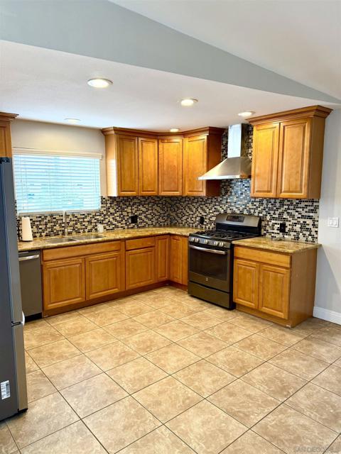 318 Donax, Imperial Beach CA: https://media.crmls.org/mediaz/0180083e-435a-4fb2-b988-c7e2b0c8a320.jpg